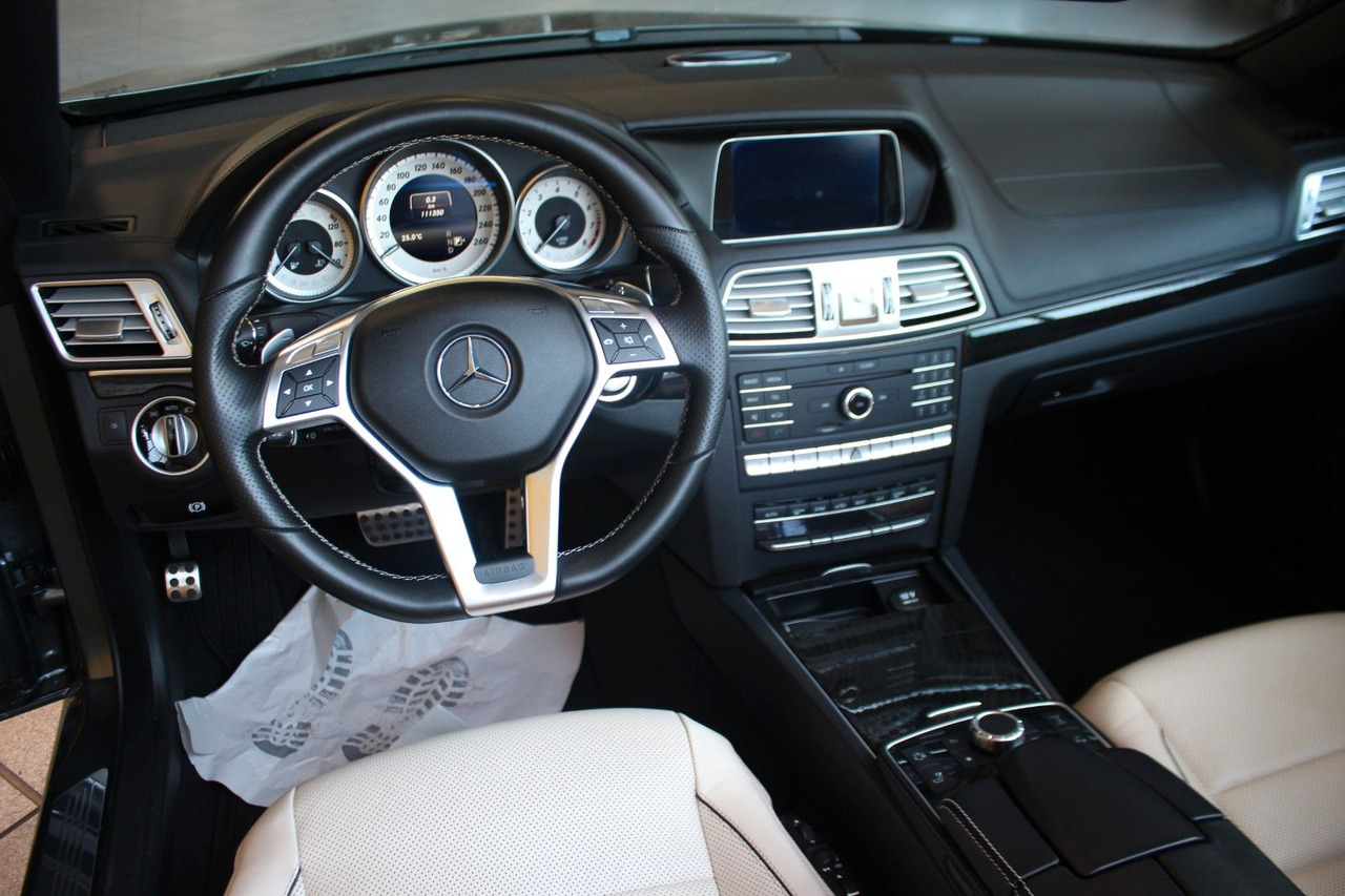 Mobil Mercedes-Benz E 500 Cabrio AMG Leder Memory Kamera LED DAB ACC: gambar 13