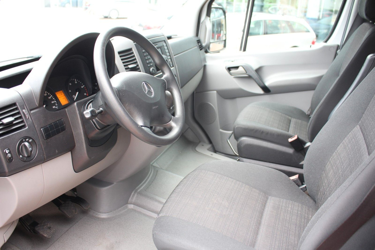 Van dengan terpal samping, Van kombi Mercedes-Benz Sprinter II Pritsche/DoKa 316 CDI ALLRAD: gambar 9