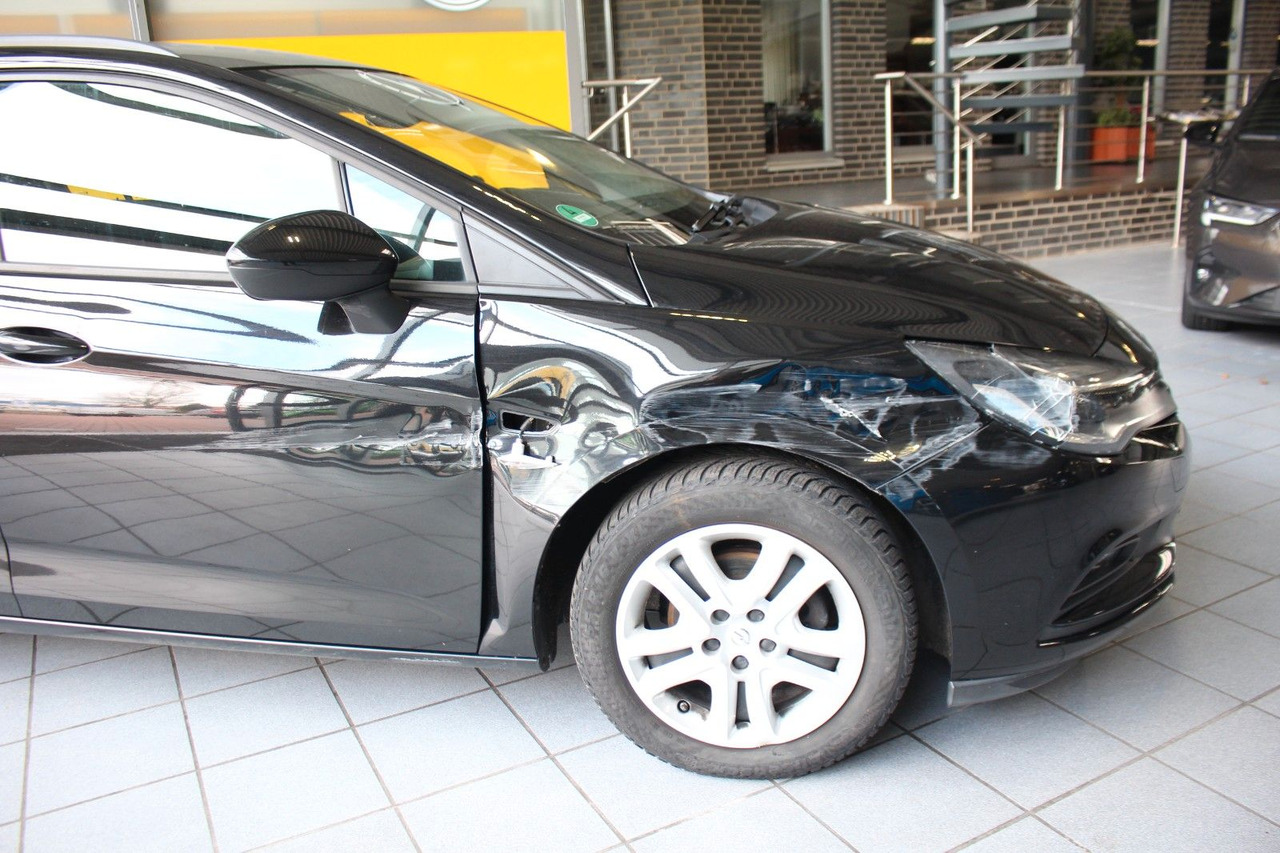 Opel Astra K Sports Tourer Edition AHK Navi - Station wagon: gambar 2 Opel Astra K Sports Tourer Edition AHK Navi - Station wagon: gambar 2
