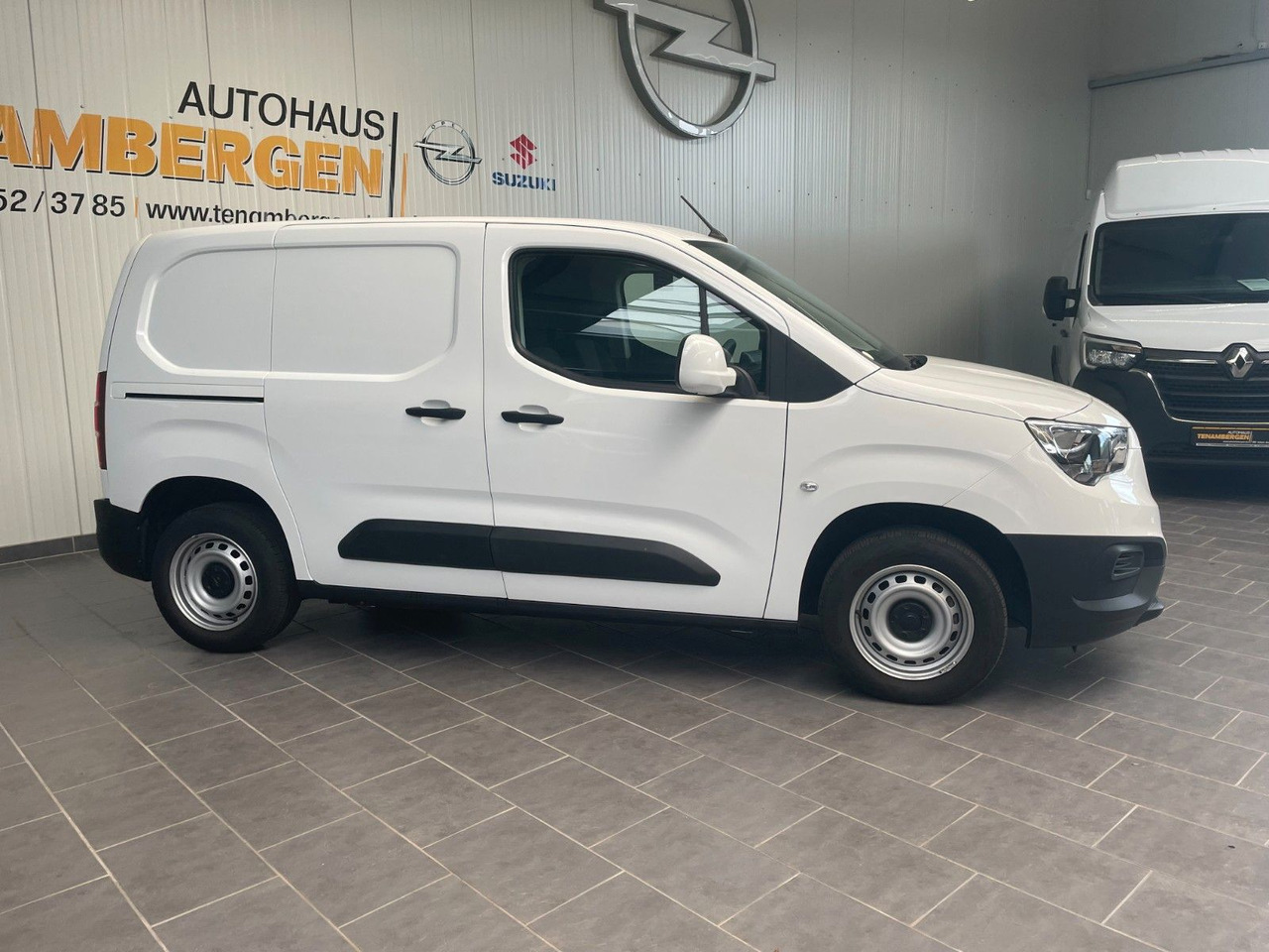 Opel Combo Cargo 3-Sitzer Klima Bluetooth PDC AHK - Van kecil: gambar 2 Opel Combo Cargo 3-Sitzer Klima Bluetooth PDC AHK - Van kecil: gambar 2