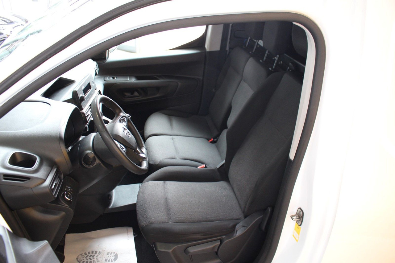 Opel Combo E Cargo 3-Sitzer Selection Holz Klima - Van kecil: gambar 5 Opel Combo E Cargo 3-Sitzer Selection Holz Klima - Van kecil: gambar 5