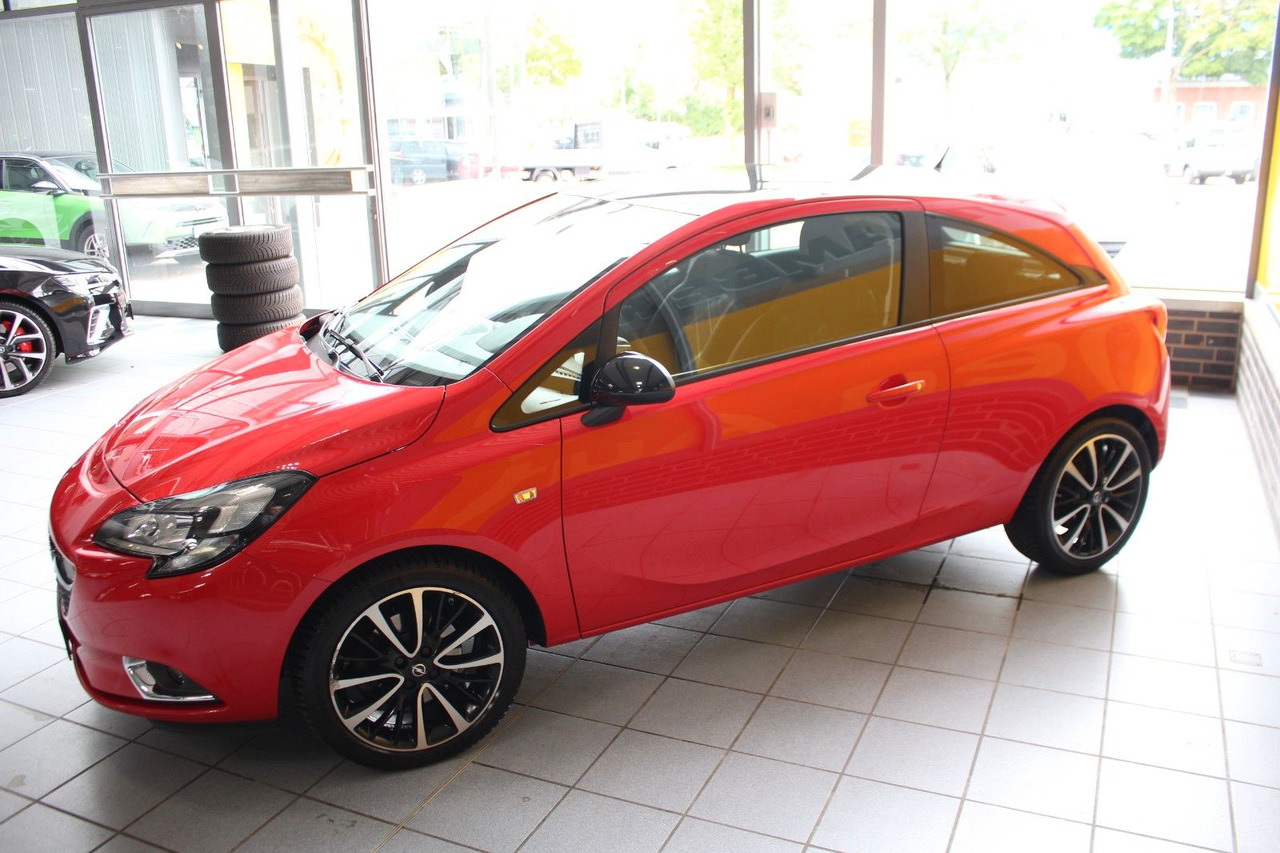 Opel Corsa Color Edition Sitz/Lenkr.heizung Bluetooth - Mobil: gambar 5 Opel Corsa Color Edition Sitz/Lenkr.heizung Bluetooth - Mobil: gambar 5