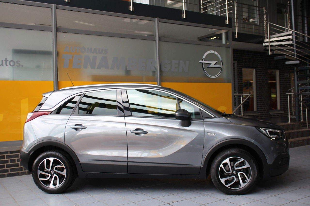 Opel Crossland (X) 1,2 Ultimate Pano Navi Kamera LED - Mobil sedan: gambar 3 Opel Crossland (X) 1,2 Ultimate Pano Navi Kamera LED - Mobil sedan: gambar 3