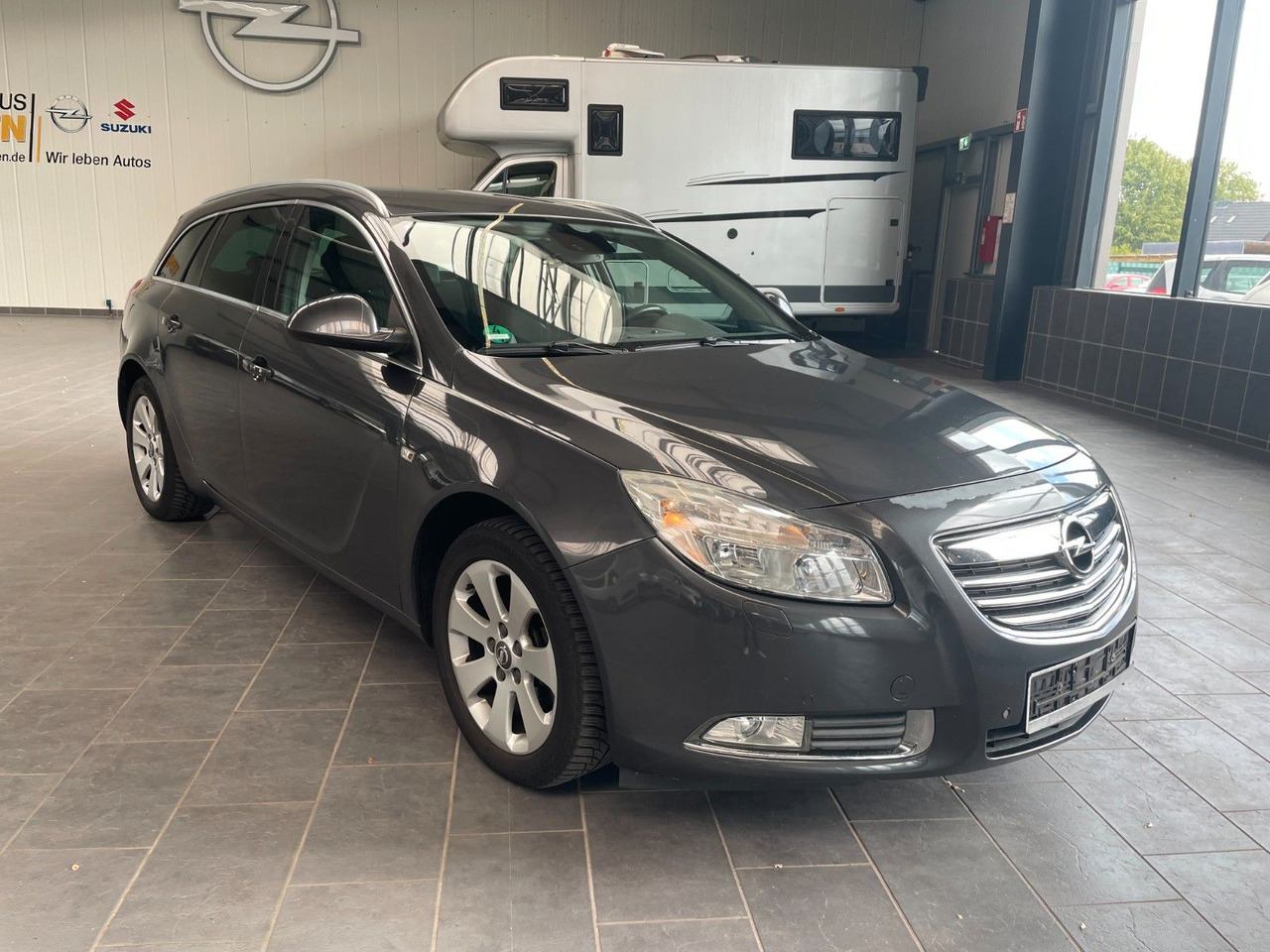 Opel Insignia A Sports Tourer 150 Jahre Opel AHK - Mobil: gambar 1 Opel Insignia A Sports Tourer 150 Jahre Opel AHK - Mobil: gambar 1