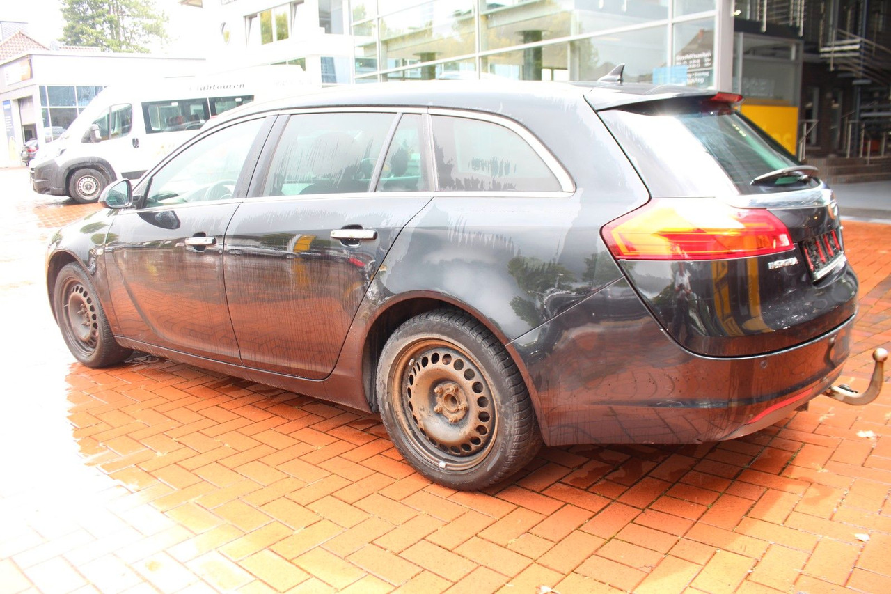 Opel Insignia A Sports Tourer Innovation - Station wagon: gambar 4 Opel Insignia A Sports Tourer Innovation - Station wagon: gambar 4