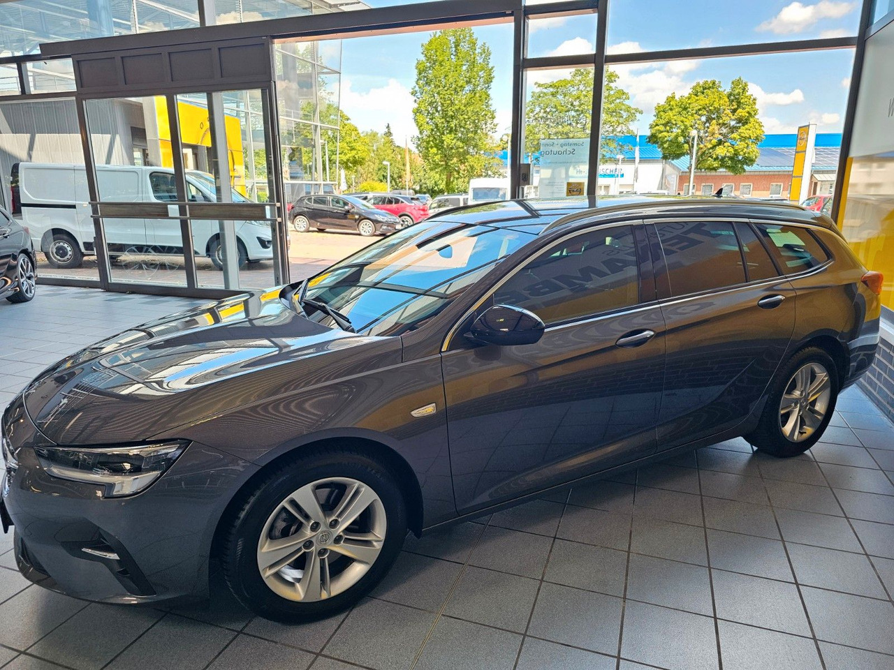 Opel Insignia B ST Business IntelliLux LED Tot Winkel - Mobil: gambar 3 Opel Insignia B ST Business IntelliLux LED Tot Winkel - Mobil: gambar 3