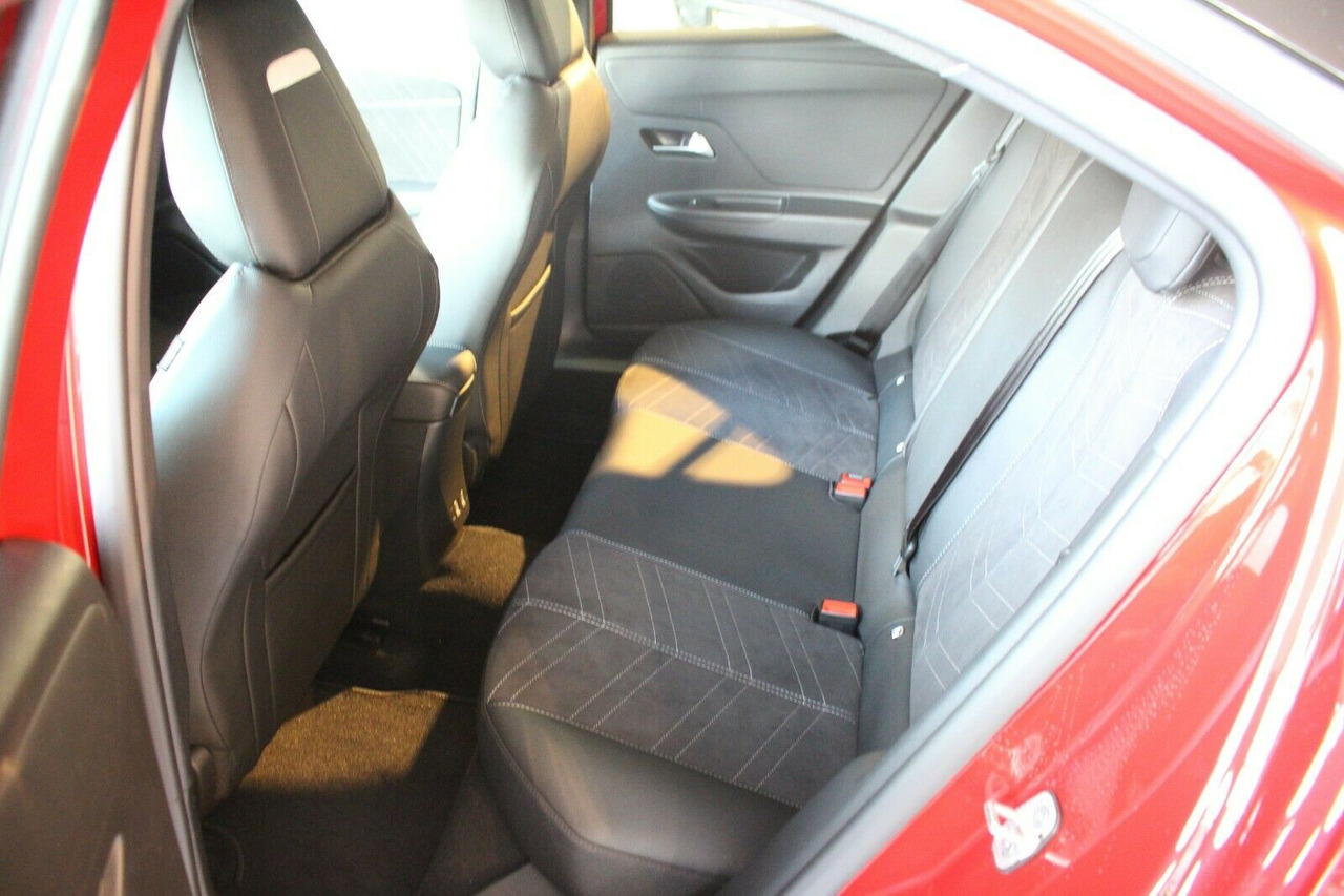 Mobil SUV Opel Mokka Ultimate Matrix-LED 180°Kamera Navi Keyles: gambar 9