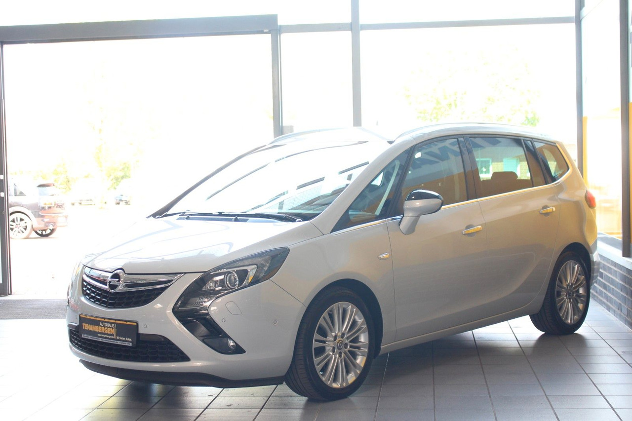 Opel Zafira Tourer Navi Innovation Bi Xenon Bluetooth - Van penumpang: gambar 4 Opel Zafira Tourer Navi Innovation Bi Xenon Bluetooth - Van penumpang: gambar 4