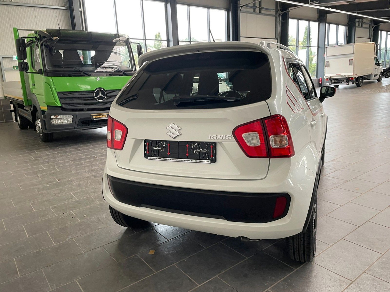 Suzuki Ignis 1,2 Intro Edtion+ - Mobil: gambar 4 Suzuki Ignis 1,2 Intro Edtion+ - Mobil: gambar 4