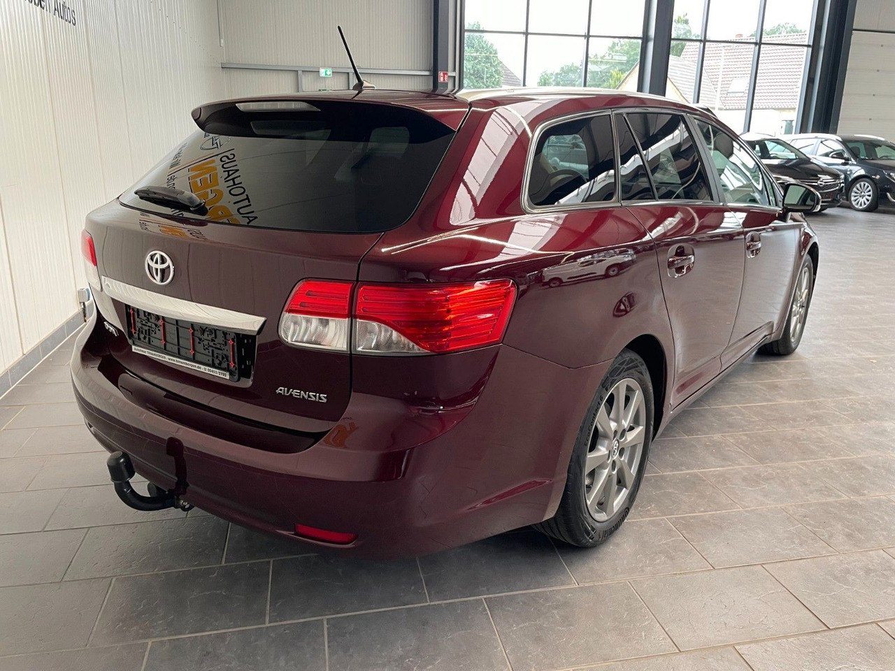 Toyota Avensis Kombi Executive AHK/ 8-Fach Bereift - Station wagon: gambar 3 Toyota Avensis Kombi Executive AHK/ 8-Fach Bereift - Station wagon: gambar 3