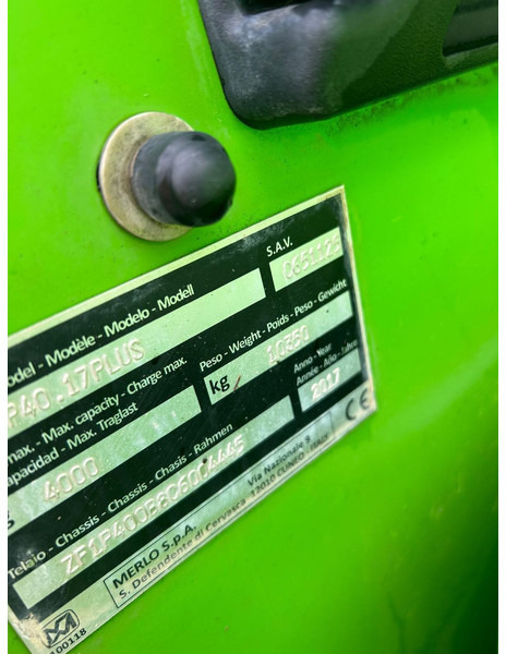 Merlo P 40.17 PLUS Merlo P40.17 PLUS - Telehandler: gambar 4 Merlo P 40.17 PLUS Merlo P40.17 PLUS - Telehandler: gambar 4