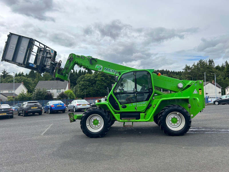 Merlo P 40.17 PLUS Merlo P40.17 PLUS - Telehandler: gambar 1 Merlo P 40.17 PLUS Merlo P40.17 PLUS - Telehandler: gambar 1