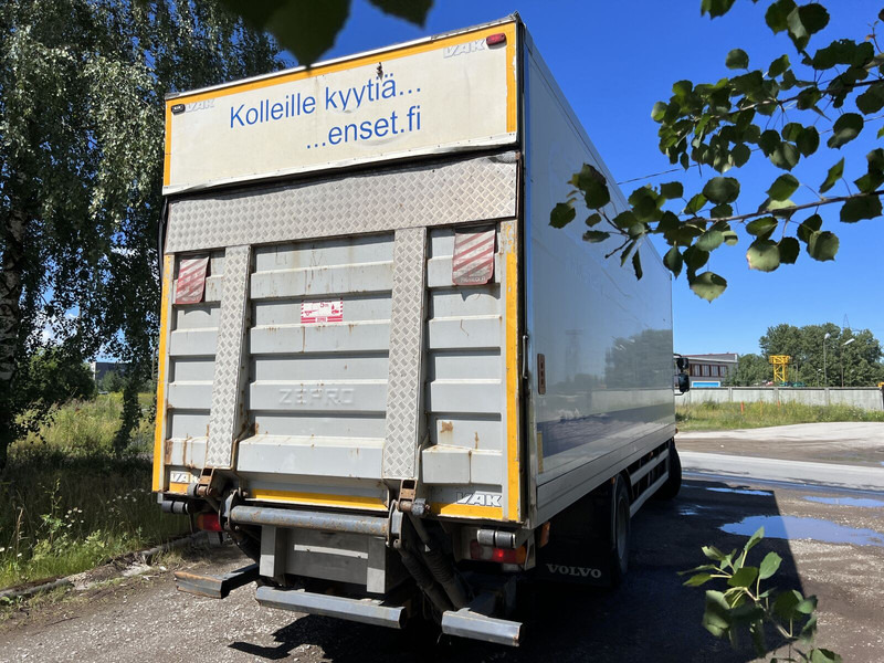 Volvo FL 290 - Truk box: gambar 3 Volvo FL 290 - Truk box: gambar 3