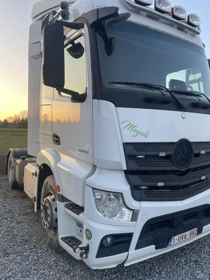 Mercedes-beenz actros - Tractor head: gambar 2 Mercedes-beenz actros - Tractor head: gambar 2