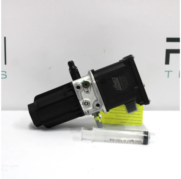 DAF XF106 AdBlue Pomp 2208766 Nieuw - Sistem bahan bakar untuk Truk: gambar 1 DAF XF106 AdBlue Pomp 2208766 Nieuw - Sistem bahan bakar untuk Truk: gambar 1