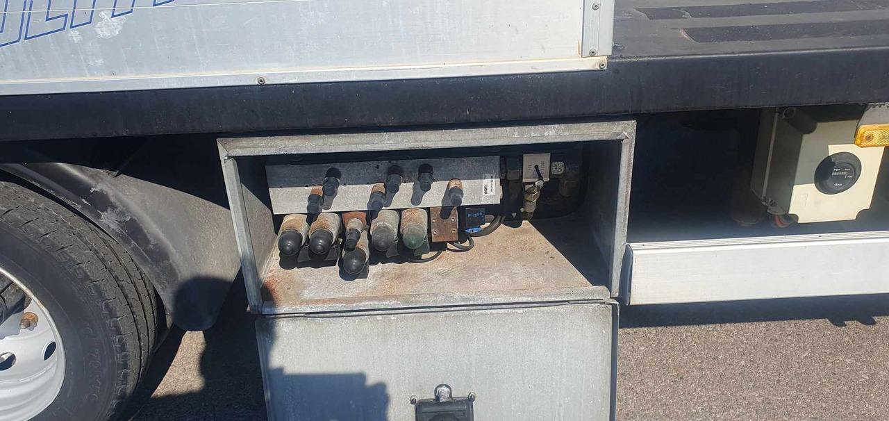 Platform udara yang dipasang di truk MULTITEL 160 ALU: gambar 9