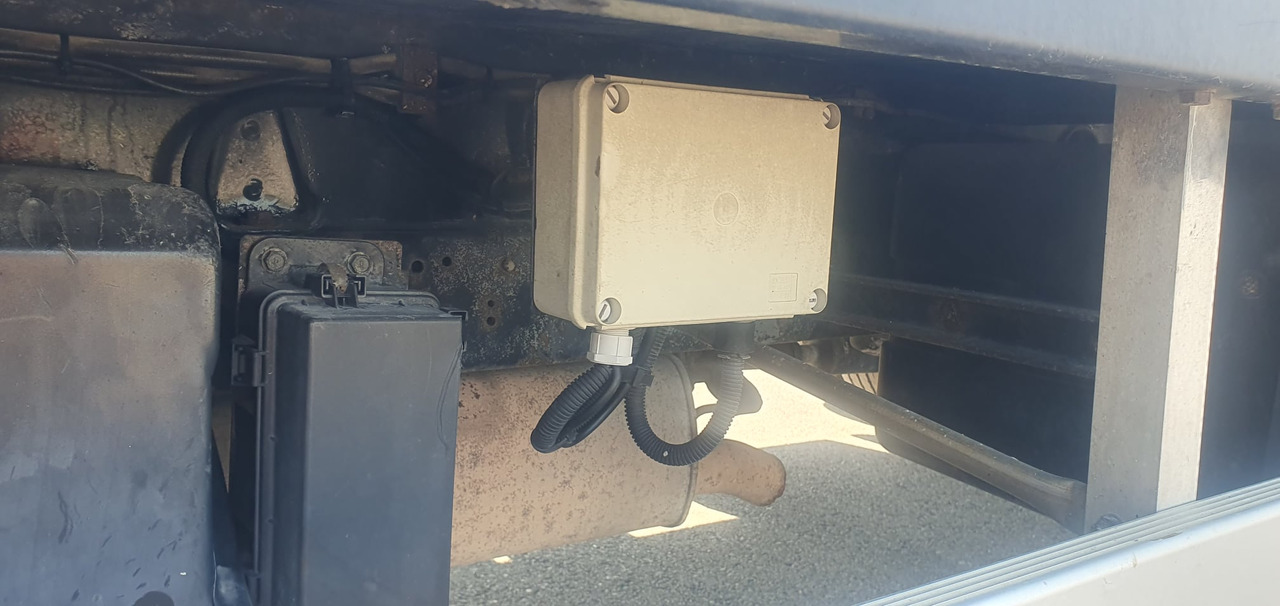 Platform udara yang dipasang di truk MULTITEL 160 ALU: gambar 11