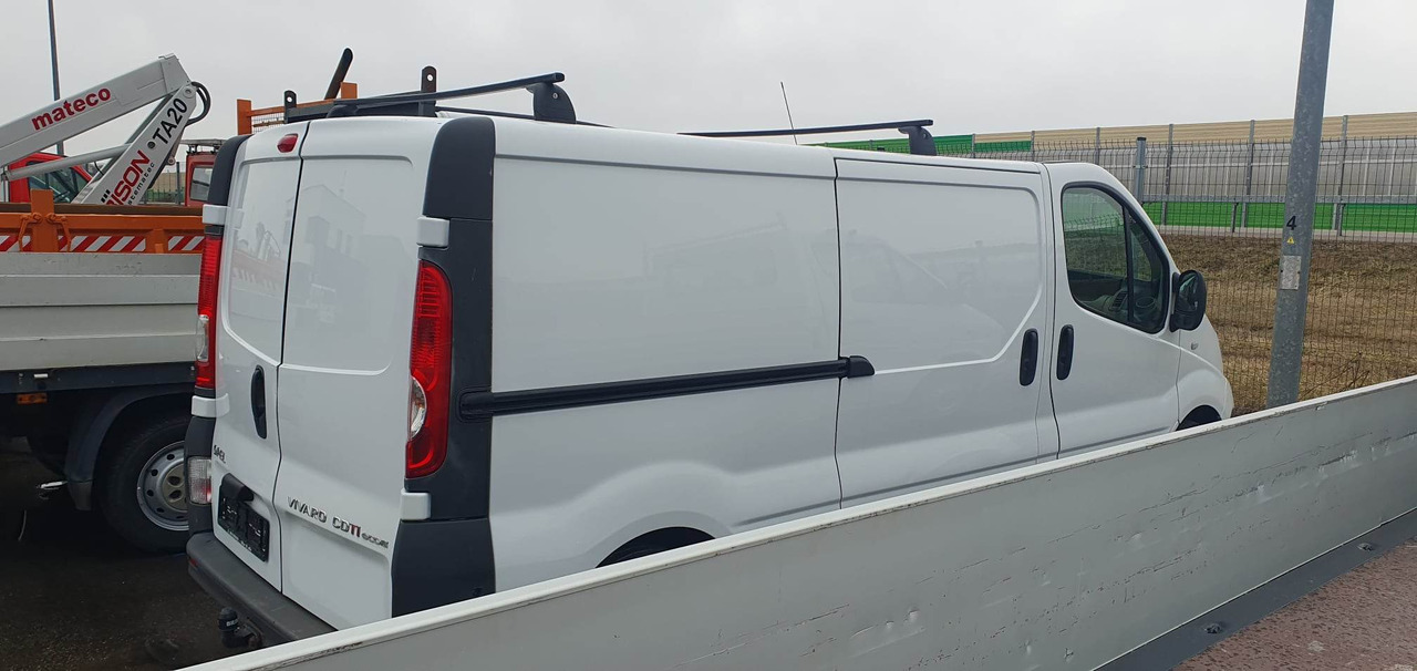 Opel Vivaro - Van kecil: gambar 3 Opel Vivaro - Van kecil: gambar 3