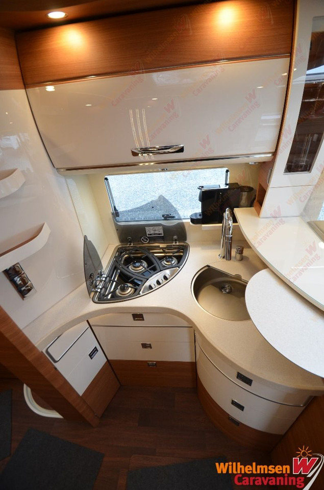 Mobil rumah terintegrasi Carthago chic c-line I 4.9 LE L Luftfed X4*2xTV*ALDE*Navi: gambar 14