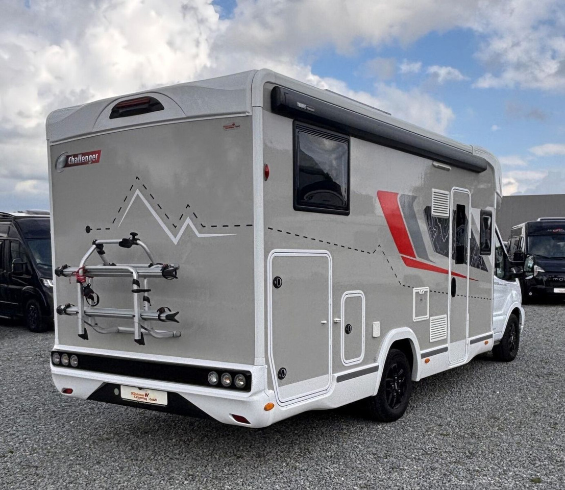 Challenger Teilintegriert 337GA Graphite Ultimate Hausmesse - Mobil rumah semi-terintegrasi: gambar 4 Challenger Teilintegriert 337GA Graphite Ultimate Hausmesse - Mobil rumah semi-terintegrasi: gambar 4