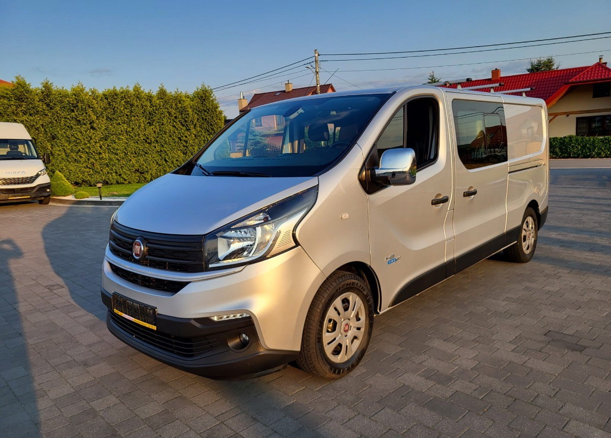 Fiat Talento Doka 6-osobowe 6-osobowy Bogato doposażony - Van kombi: gambar 2 Fiat Talento Doka 6-osobowe 6-osobowy Bogato doposażony - Van kombi: gambar 2