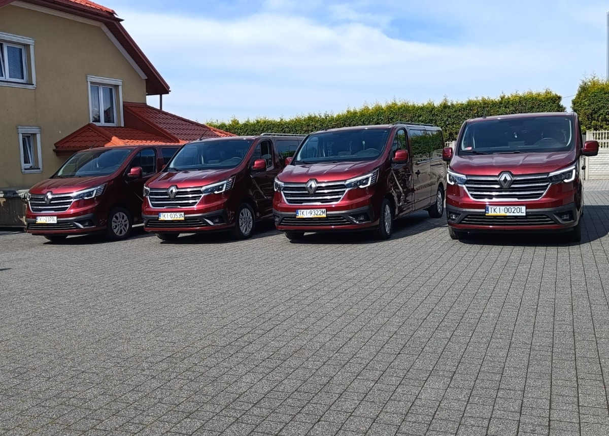 Renault Trafic Ogłoszenie dotyczy wynajmu Auta 9-osobowego - Bus mini, Van penumpang: gambar 1 Renault Trafic Ogłoszenie dotyczy wynajmu Auta 9-osobowego - Bus mini, Van penumpang: gambar 1