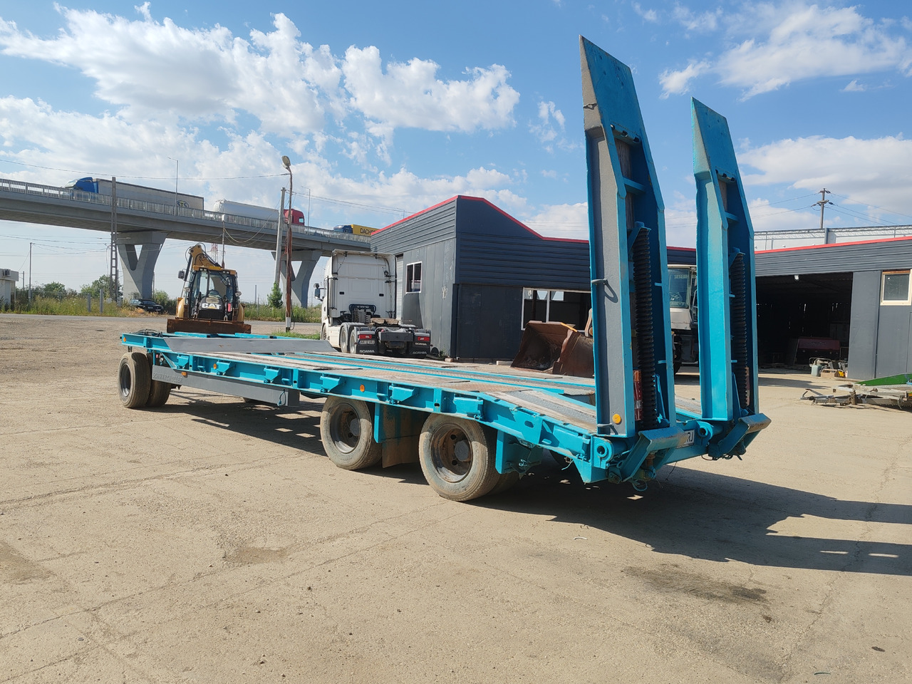 Schwarzmuller TU 30/100 - Trailer autotransporter: gambar 3 Schwarzmuller TU 30/100 - Trailer autotransporter: gambar 3