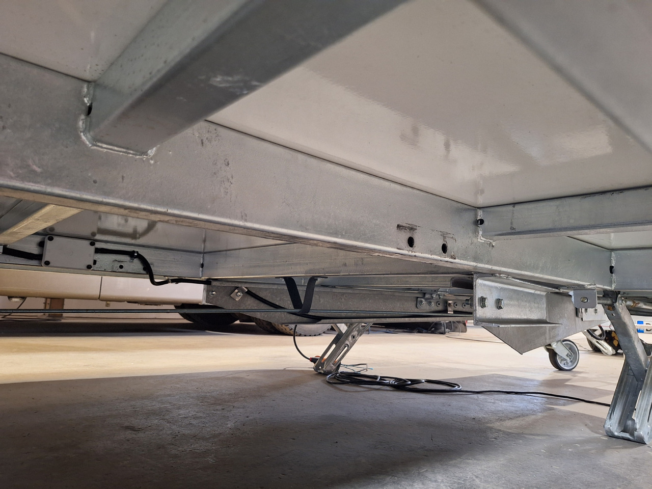 Deli Star Trailer Deli Promotion & General Sales 6000 - EU standards - Trailer penjual: gambar 4 Deli Star Trailer Deli Promotion & General Sales 6000 - EU standards - Trailer penjual: gambar 4