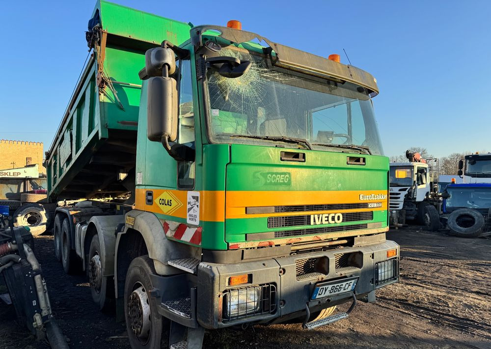 Iveco EuroTrakker - Truk jungkit: gambar 2 Iveco EuroTrakker - Truk jungkit: gambar 2