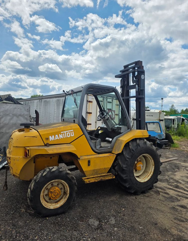 Manitou M26.4 Terenowy 4x4 5,5m - Forklift medan kasar: gambar 5 Manitou M26.4 Terenowy 4x4 5,5m - Forklift medan kasar: gambar 5