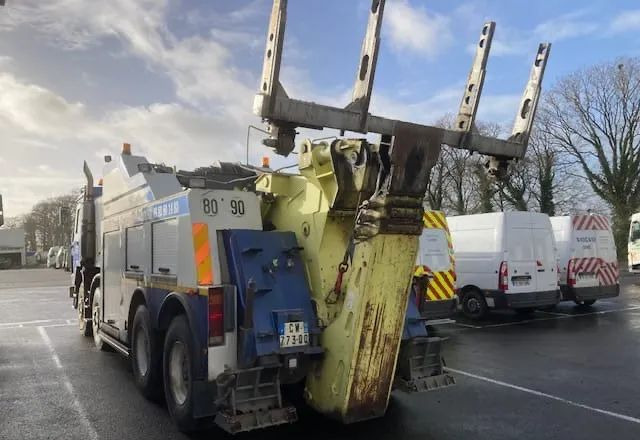 Volvo FL10 - Mobil derek: gambar 3 Volvo FL10 - Mobil derek: gambar 3