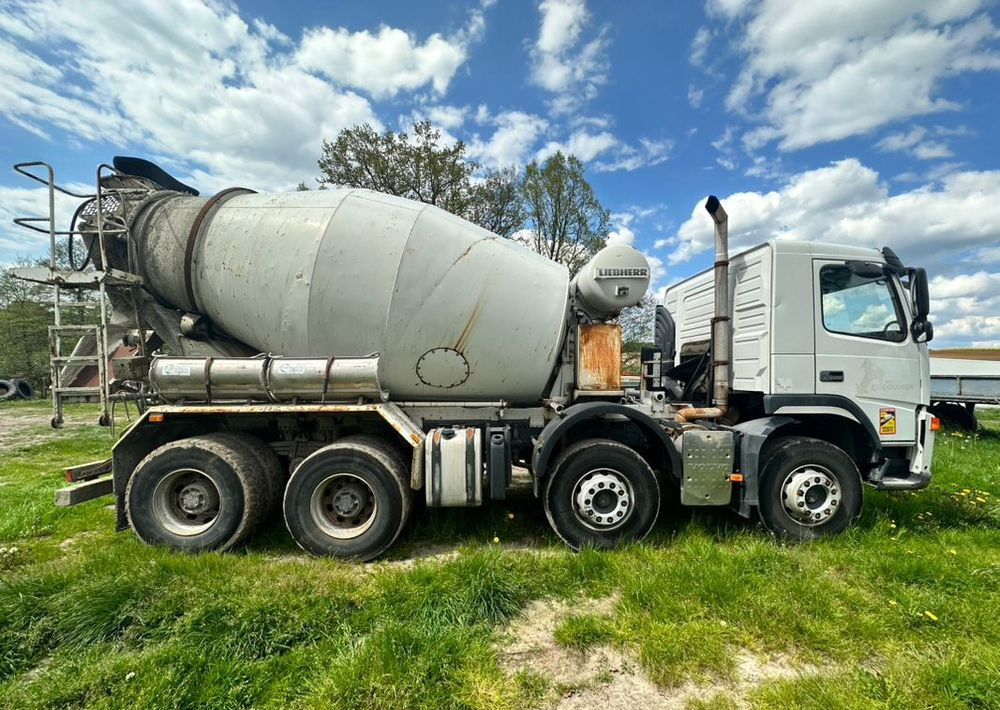 Volvo FM - Truk pengaduk beton: gambar 5 Volvo FM - Truk pengaduk beton: gambar 5