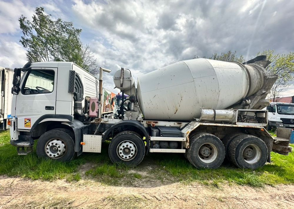 Volvo FM - Truk pengaduk beton: gambar 2 Volvo FM - Truk pengaduk beton: gambar 2