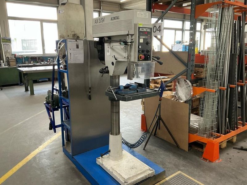 Alzmetall AX 3 SV - Anjungan pengeboran: gambar 2 Alzmetall AX 3 SV - Anjungan pengeboran: gambar 2