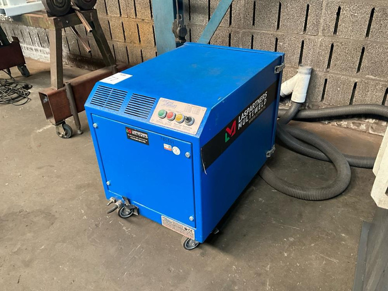 FumAtor Minivac 300D - Mesin pengerjaan logam: gambar 1 FumAtor Minivac 300D - Mesin pengerjaan logam: gambar 1