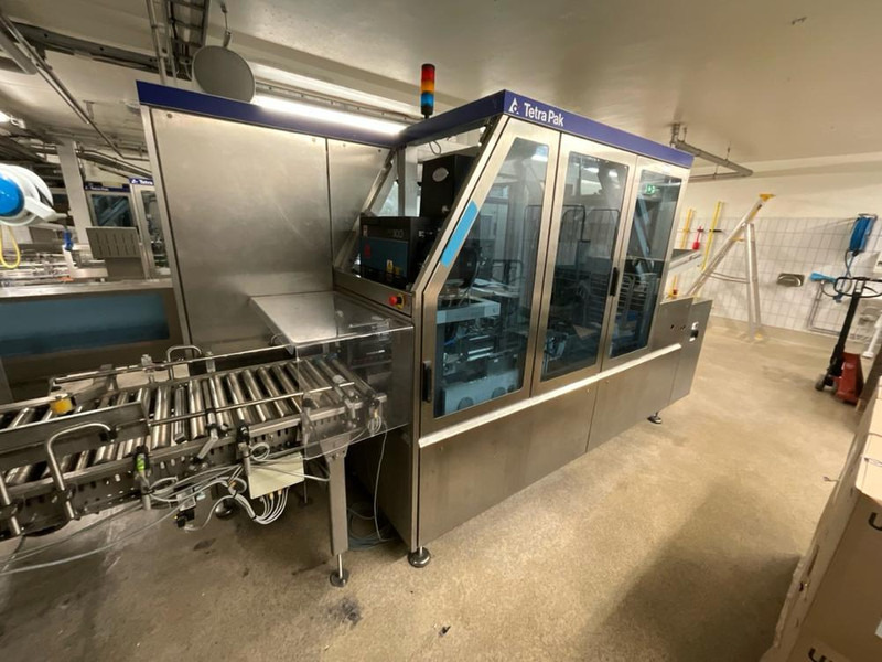 Tetra Pak Cardboard Packer - Mesin pengemas: gambar 2 Tetra Pak Cardboard Packer - Mesin pengemas: gambar 2