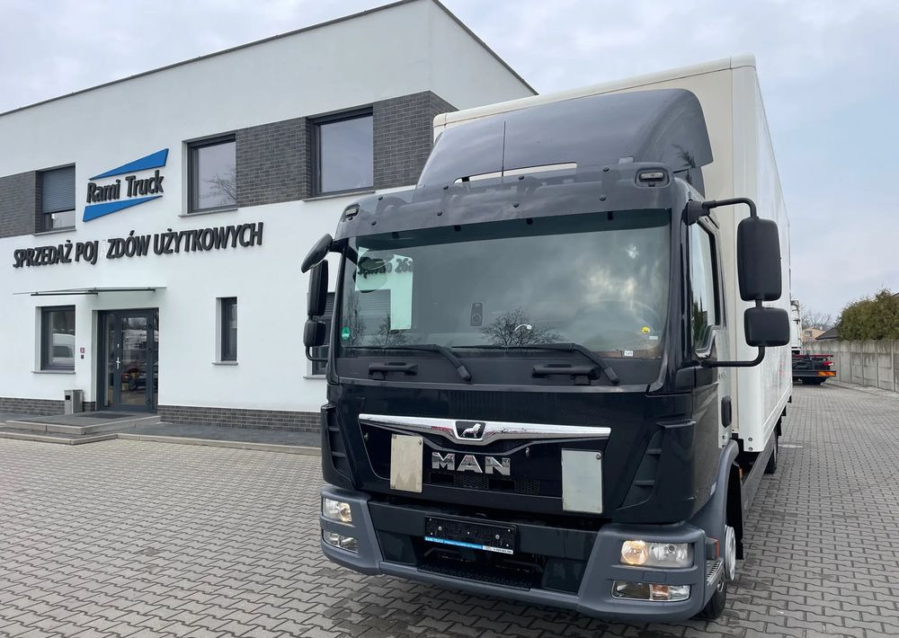 MAN TGL 12.250, KONTENER 7,3m ( 18 europalet ) - Truk box: gambar 1 MAN TGL 12.250, KONTENER 7,3m ( 18 europalet ) - Truk box: gambar 1