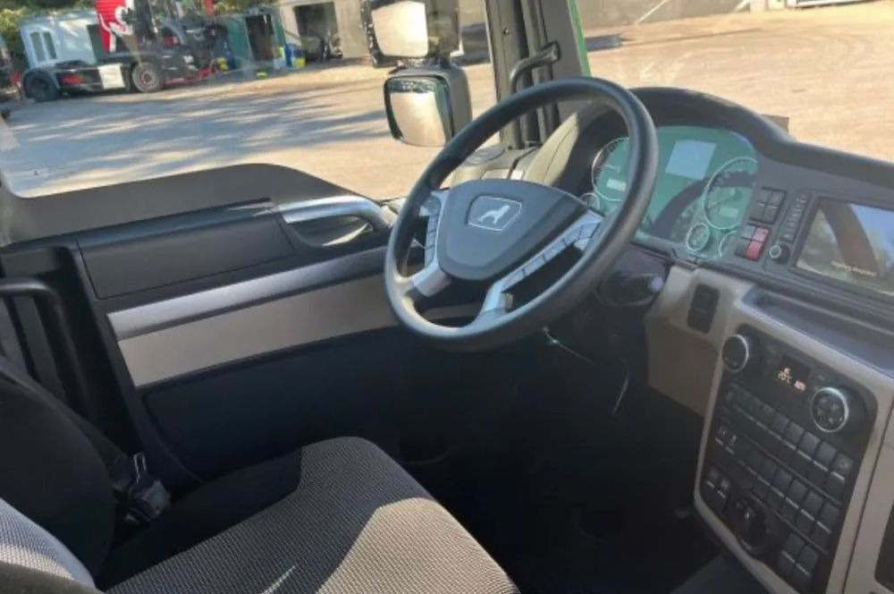 MAN TGM 15.250 - Truk box: gambar 5 MAN TGM 15.250 - Truk box: gambar 5