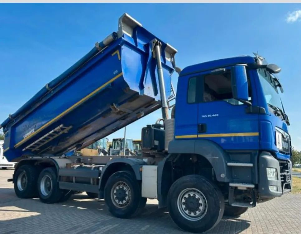 MAN TGS 35.420 WYWROTKA MULDA 8X6 - Truk jungkit: gambar 1 MAN TGS 35.420 WYWROTKA MULDA 8X6 - Truk jungkit: gambar 1