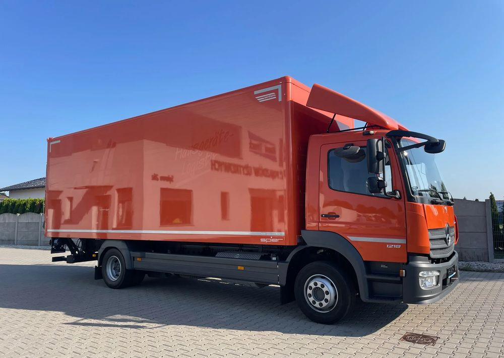 Mercedes-Benz ATEGO 1218 - Truk box: gambar 5 Mercedes-Benz ATEGO 1218 - Truk box: gambar 5