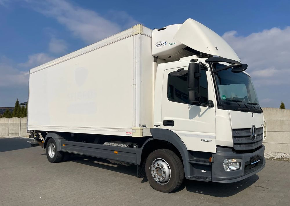 Mercedes-Benz ATEGO 1223/ CHŁODNIA/ 15 PALET - Truk berpendingin: gambar 4 Mercedes-Benz ATEGO 1223/ CHŁODNIA/ 15 PALET - Truk berpendingin: gambar 4