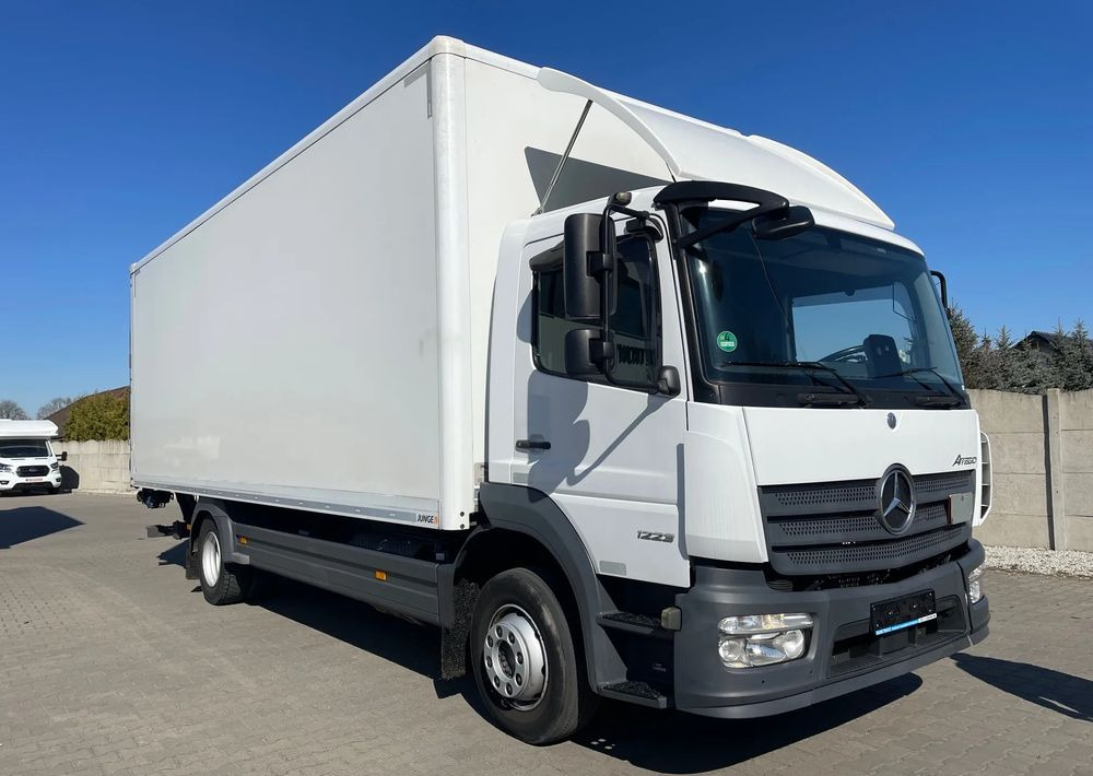 Mercedes-Benz ATEGO 1223 - Truk box: gambar 2 Mercedes-Benz ATEGO 1223 - Truk box: gambar 2