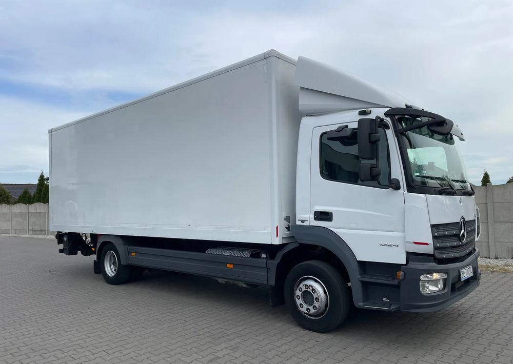 Mercedes-Benz ATEGO 1224/ EURO 6/ KONTENER - Truk box: gambar 4 Mercedes-Benz ATEGO 1224/ EURO 6/ KONTENER - Truk box: gambar 4