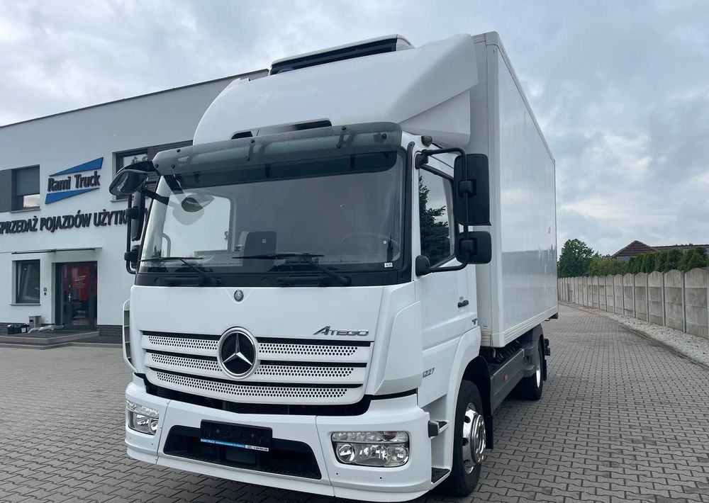 Mercedes-Benz ATEGO 1227 CHŁODNIA HAKOWA / HAKÓWKA - Truk berpendingin: gambar 1 Mercedes-Benz ATEGO 1227 CHŁODNIA HAKOWA / HAKÓWKA - Truk berpendingin: gambar 1