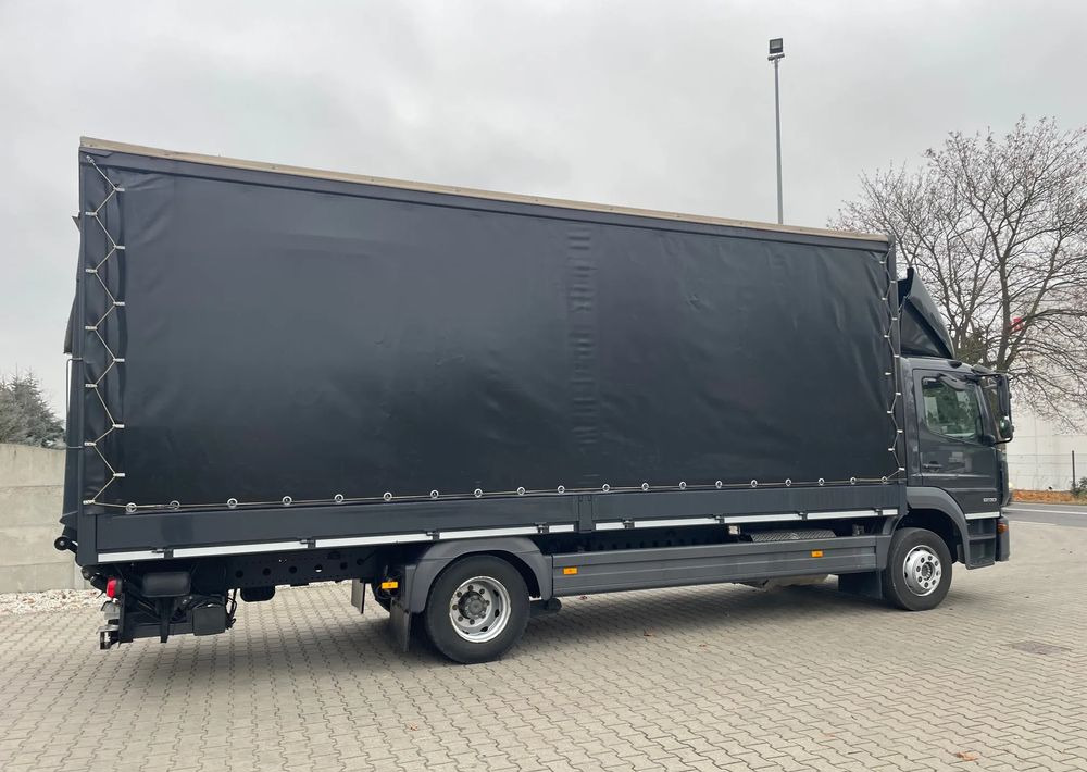 Mercedes-Benz ATEGO 1230 - Truk dengan terpal samping: gambar 4 Mercedes-Benz ATEGO 1230 - Truk dengan terpal samping: gambar 4