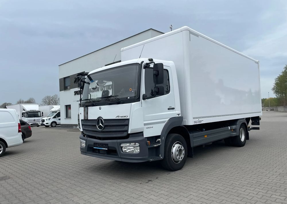 Mercedes-Benz ATEGO 1324, 15 EUROPALET, ŁADOWNOŚĆ 7,5 T - Truk box: gambar 4 Mercedes-Benz ATEGO 1324, 15 EUROPALET, ŁADOWNOŚĆ 7,5 T - Truk box: gambar 4