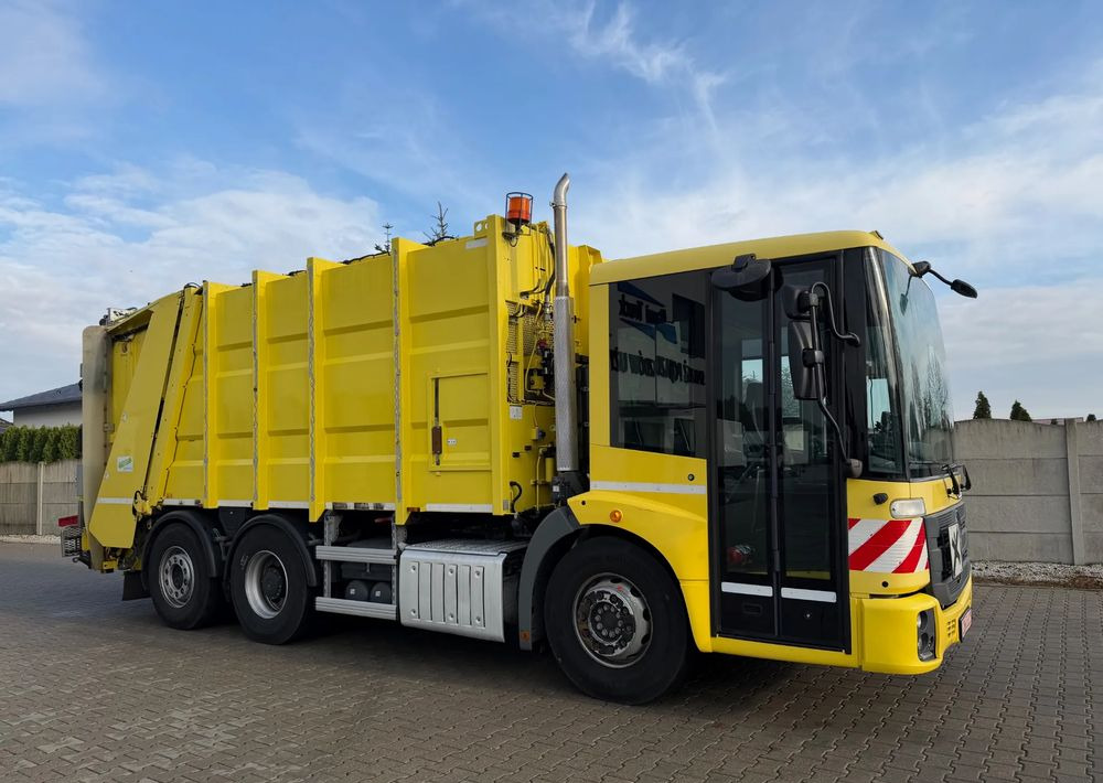 Mercedes-Benz ECONIC 2630, EURO6/ ŚMECIARKA/ ZOELLER/ DELTA - Truk sampah: gambar 3 Mercedes-Benz ECONIC 2630, EURO6/ ŚMECIARKA/ ZOELLER/ DELTA - Truk sampah: gambar 3