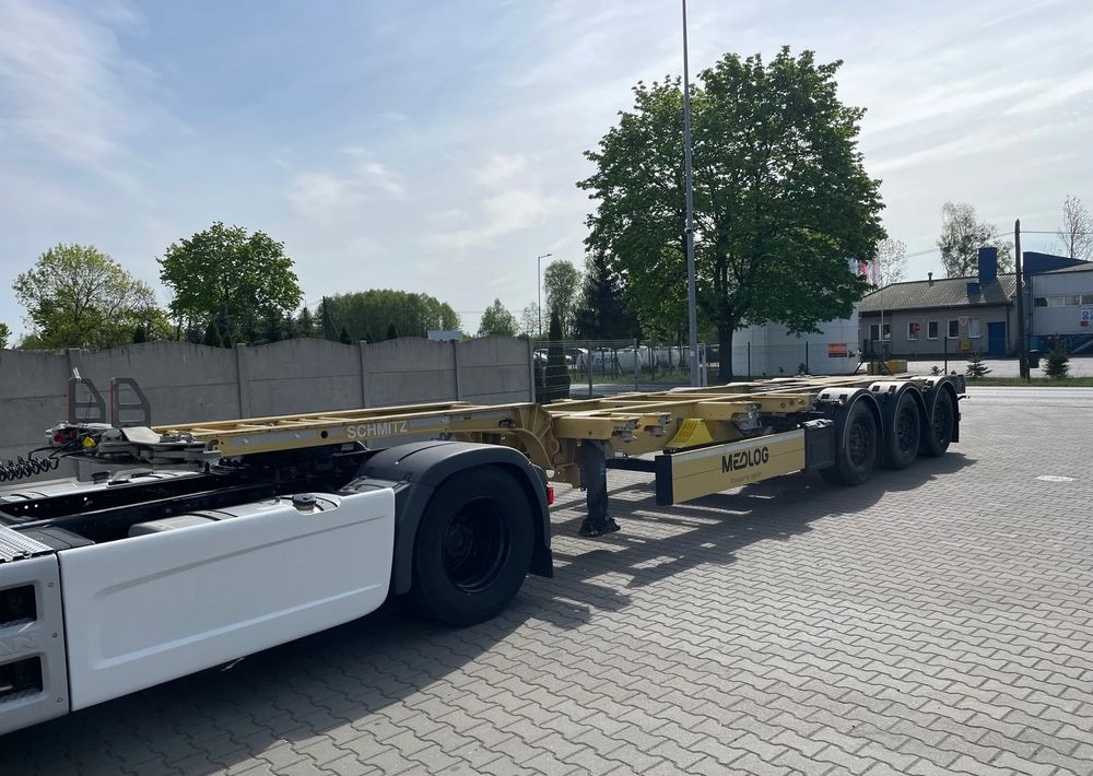 Schmitz Cargobull SCB S3D/ Podkontnerowa / 20,30,40,45 - Semi-trailer pengangkut mobil: gambar 1 Schmitz Cargobull SCB S3D/ Podkontnerowa / 20,30,40,45 - Semi-trailer pengangkut mobil: gambar 1