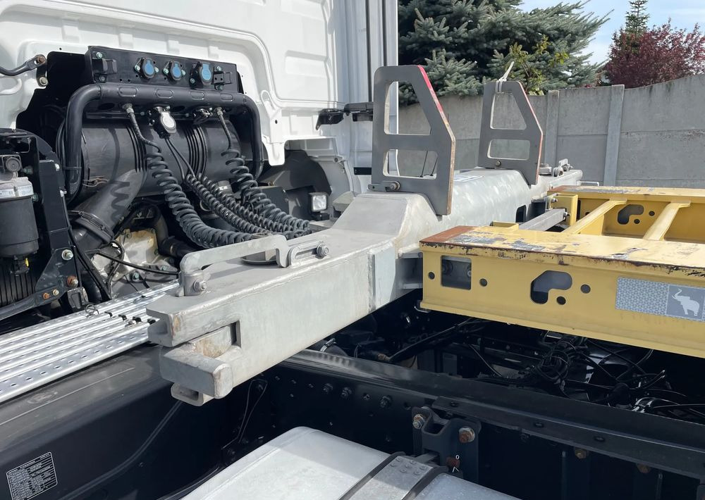 Schmitz Cargobull SCB S3D/ Podkontnerowa / 20,30,40,45 - Semi-trailer pengangkut mobil: gambar 2 Schmitz Cargobull SCB S3D/ Podkontnerowa / 20,30,40,45 - Semi-trailer pengangkut mobil: gambar 2