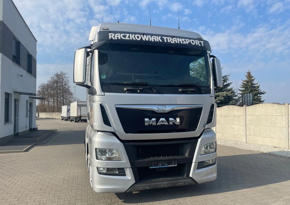 MAN TGX 18.440 LowDeck, Mega - Tractor head: gambar 2 MAN TGX 18.440 LowDeck, Mega - Tractor head: gambar 2